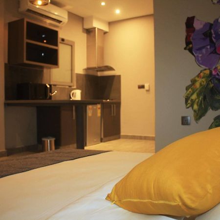 Urbano Hotel By Roots Wiaboman Buitenkant foto