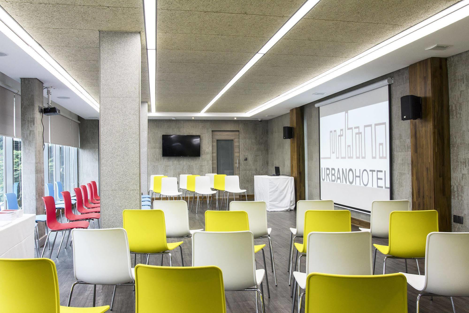 Urbano Hotel By Roots Wiaboman Buitenkant foto